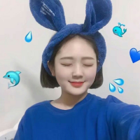  操曼珍